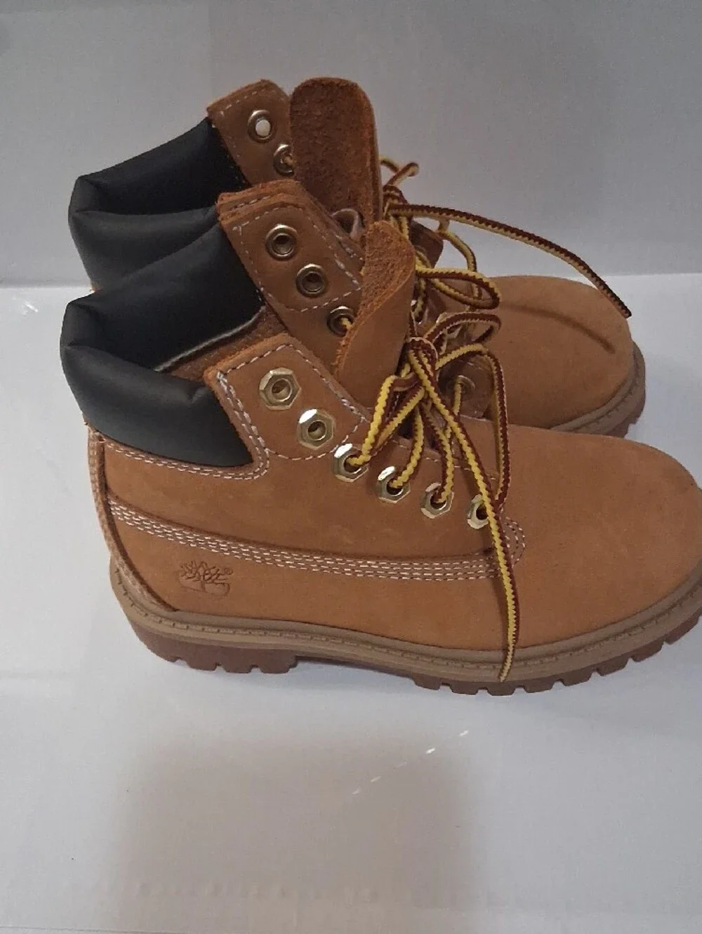 Pre-owned Timberland Kids Tan/Brown Lace-Up Suede Boots